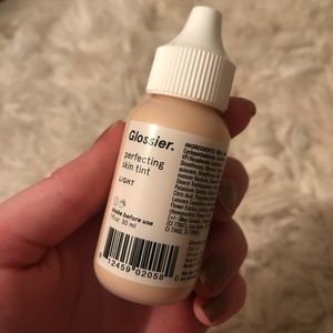 Glossier Skin Tint in Light